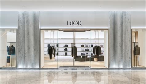 Shop Dior Pre Loved in Dubai, Abu Dhabi & UAE 